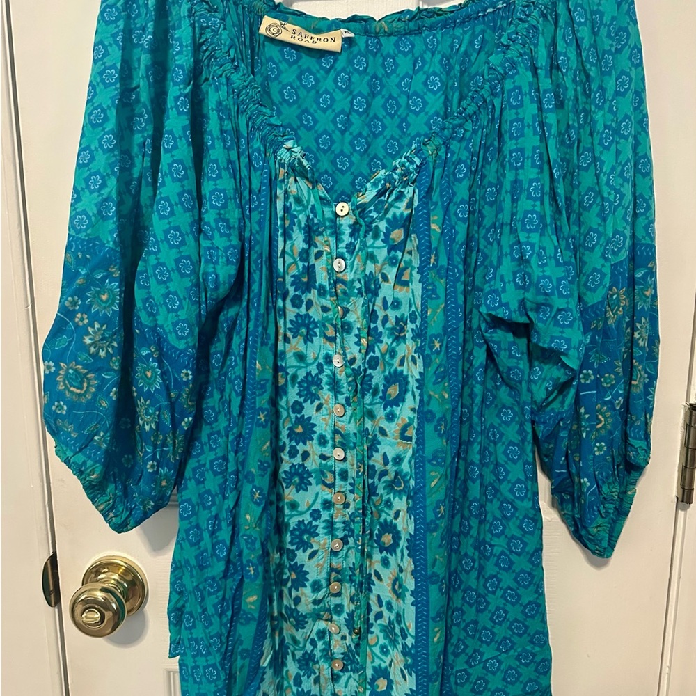 Blue Patterned Button-Down Blouse size 20-22